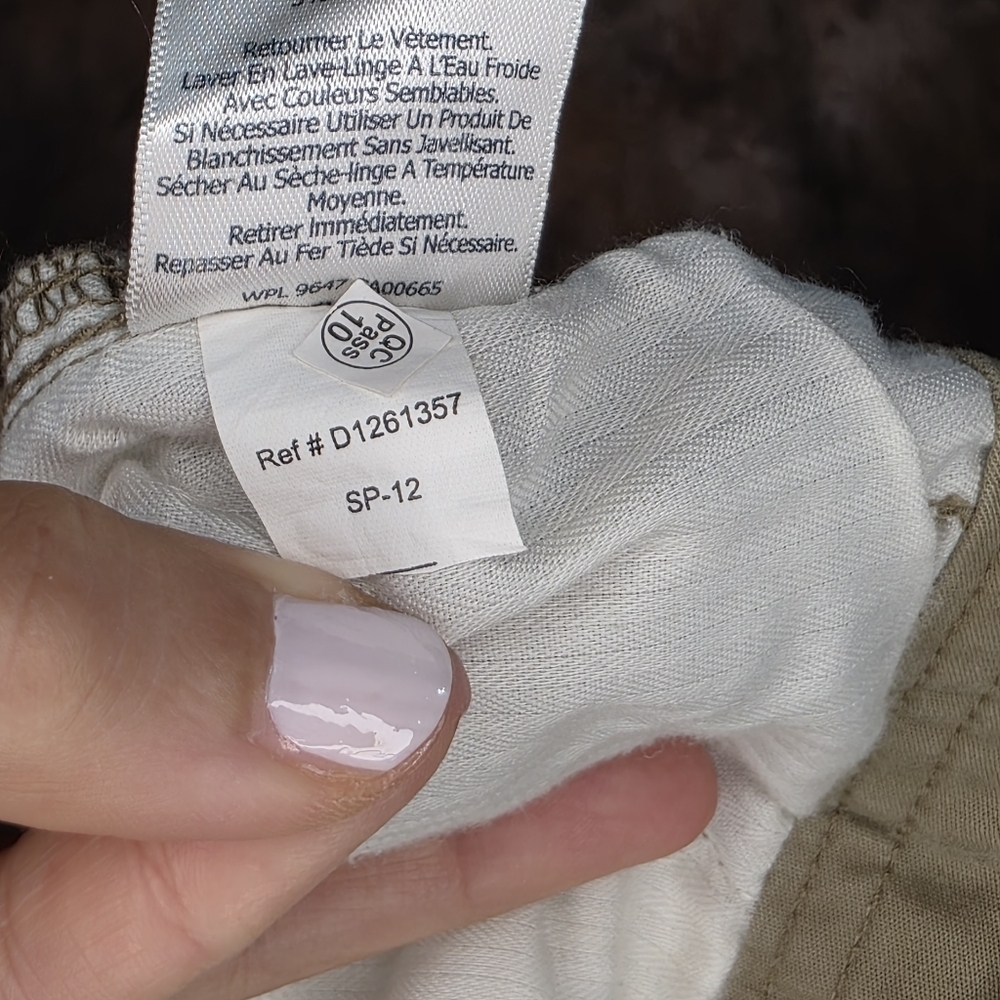 Eddie Bauer Utility Shorts Khaki Tan Stretch mid rise 5.5" inseam Size 6 or 8 - Picture 6 of 7